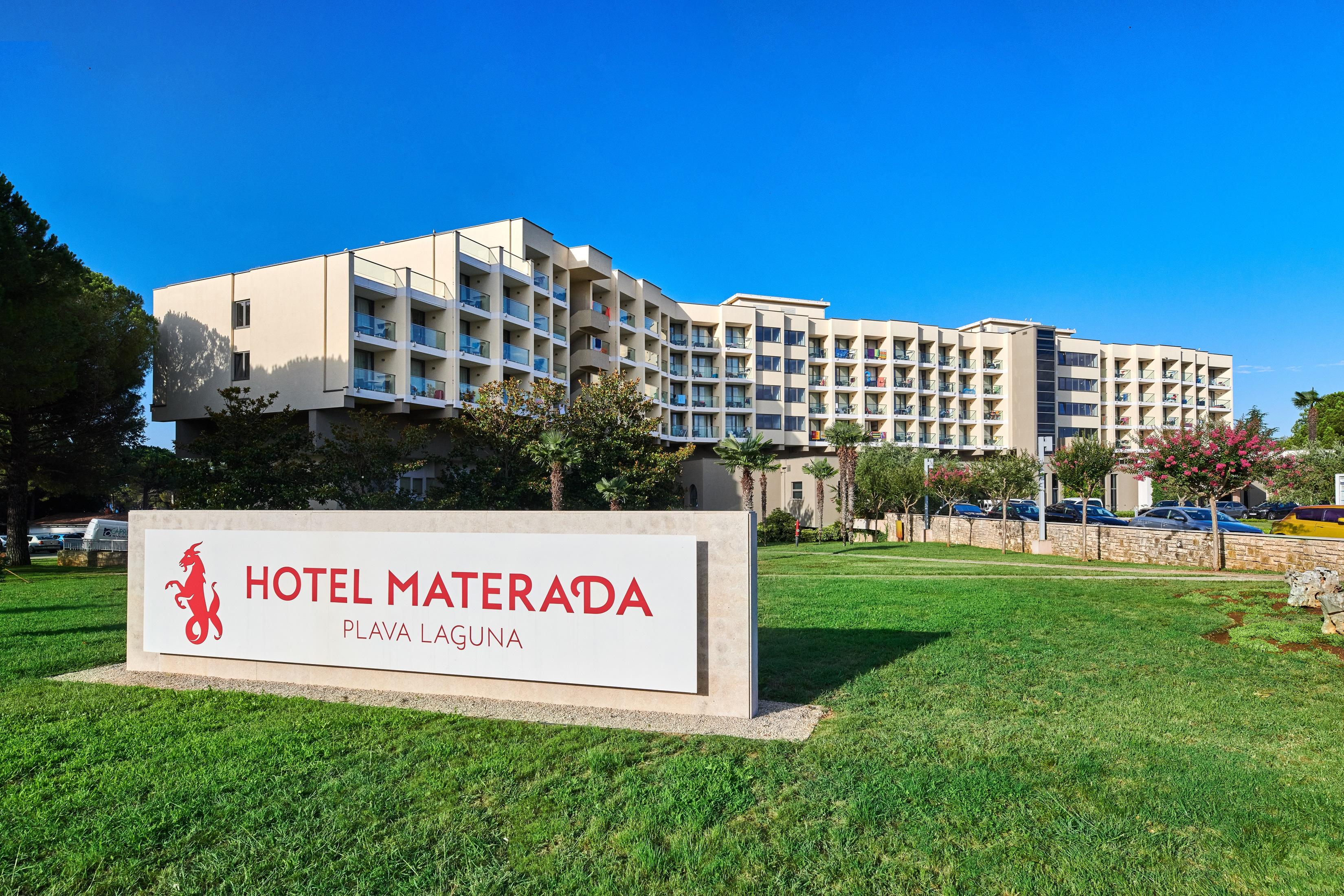 Hotel Materada Plava Laguna ポレッチ エクステリア 写真