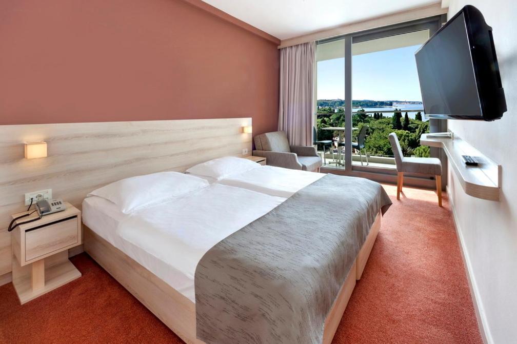 Hotel Materada Plava Laguna ポレッチ エクステリア 写真